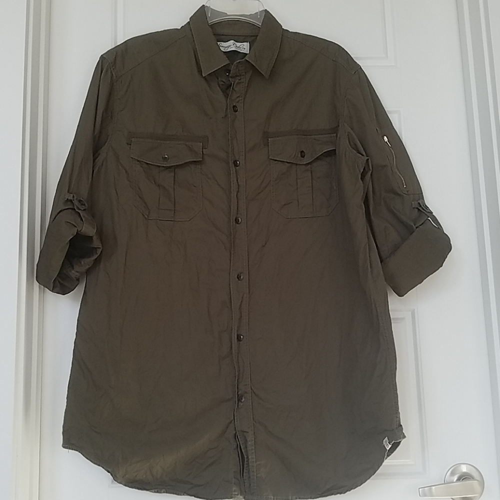 Men's army green casual button up